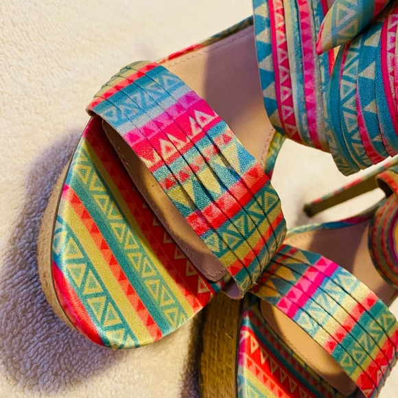 Almost Brand New Heels By ZIGI SOHO Size 10 - Heel Height 6 Inches - box 12 - Picture 3 of 8